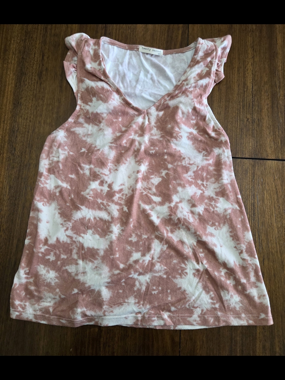 Twenty Second Tie-Dye V-Neck Sleeveless Top-Size Med